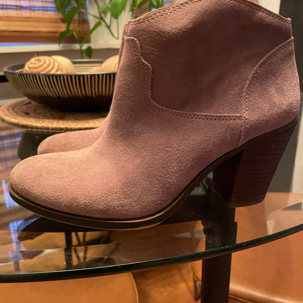 Lucky Brand Women’s Size 9 Boots